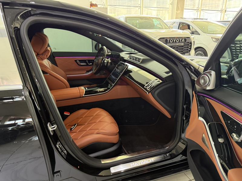 Mercedes-Benz Maybach S-Class, 2024 — фото 10 из 12