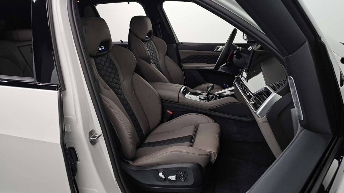 BMW X5 M, 2025 — фото 10 из 12