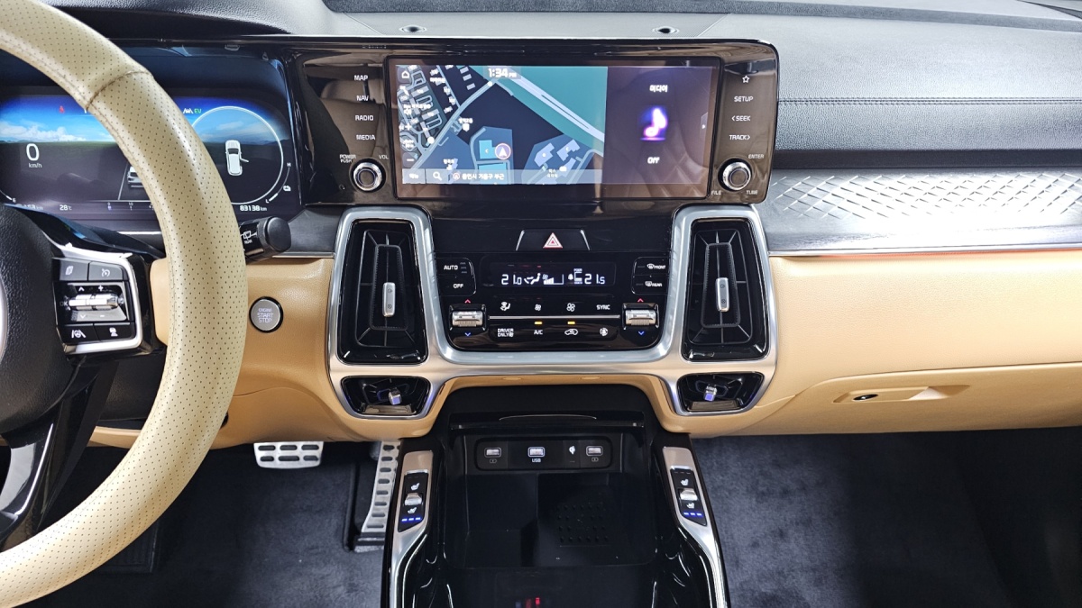 Kia Sorento, 2022 — фото 11 из 12