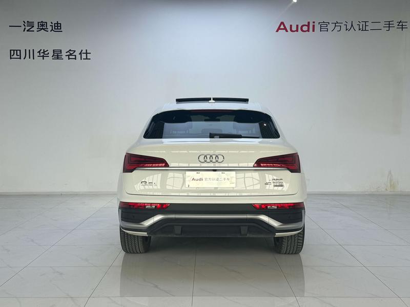 Audi Q5L Sportback, 2023 — фото 3 из 11