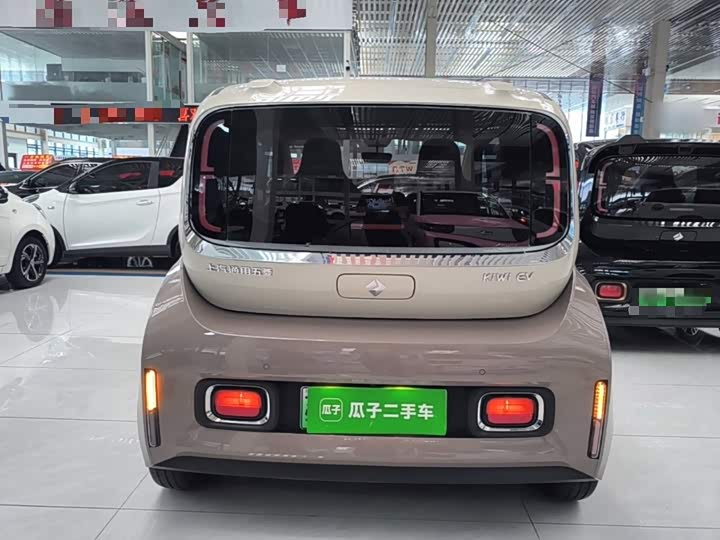 Baojun KiWi EV, 2022 — фото 6 из 9