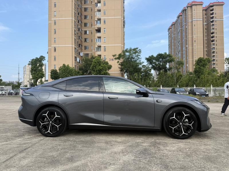 Changan Deepal L07, 2025 — фото 8 из 12