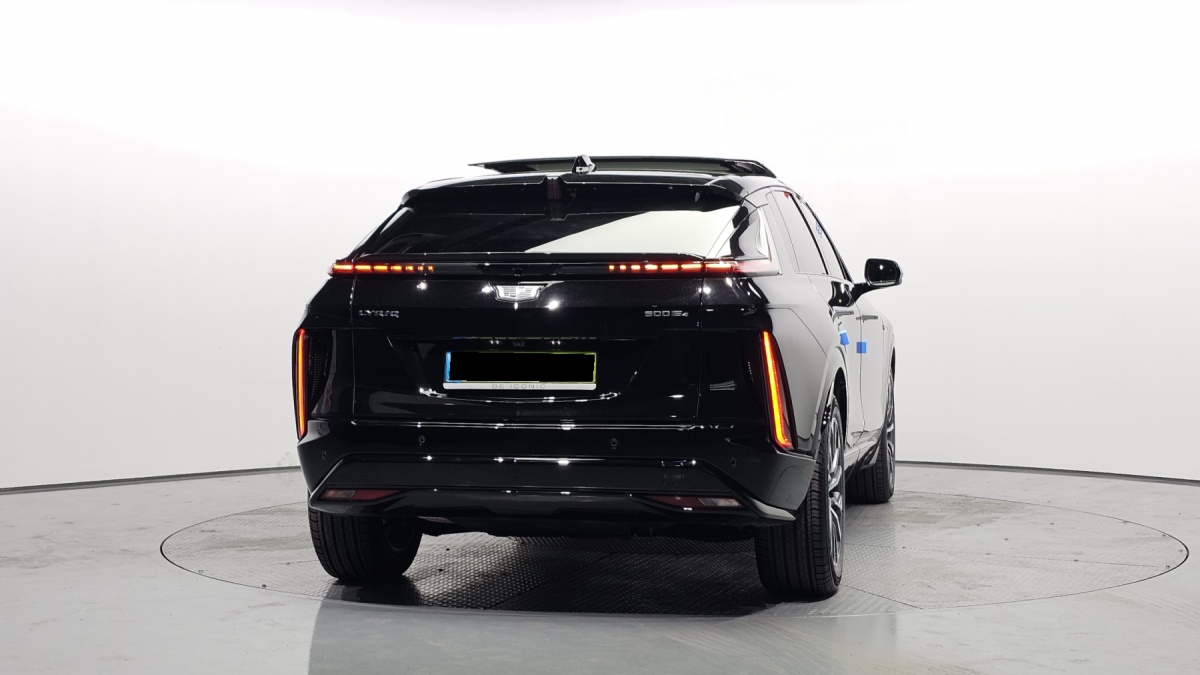 Cadillac Lyriq, 2024 — фото 4 из 12