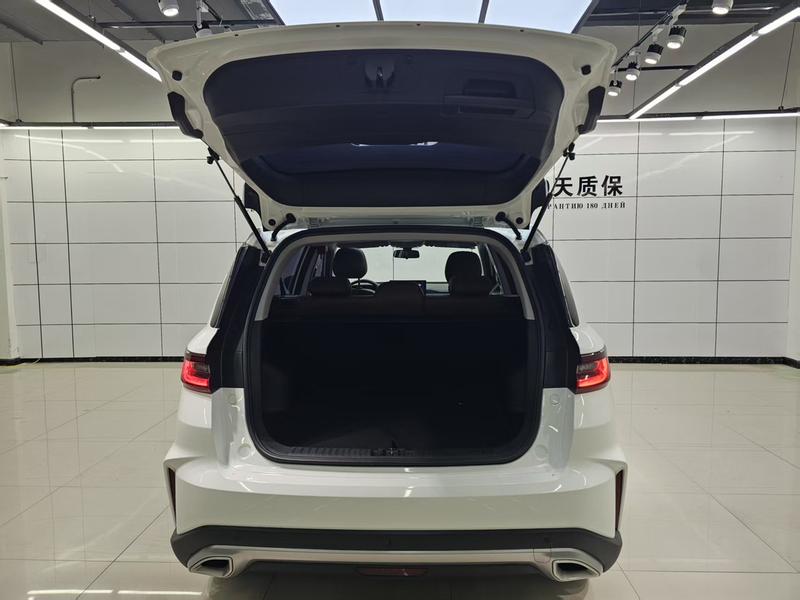 Geely Vision X6, 2022 — фото 11 из 12