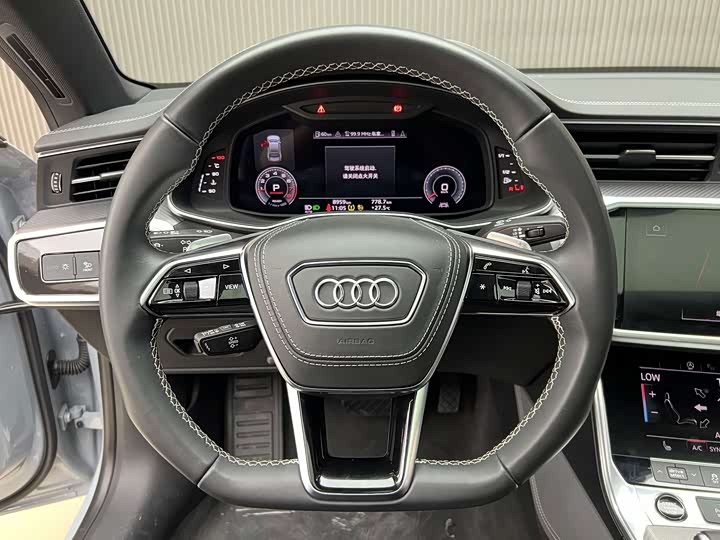 Audi A7L, 2025 — фото 7 из 9