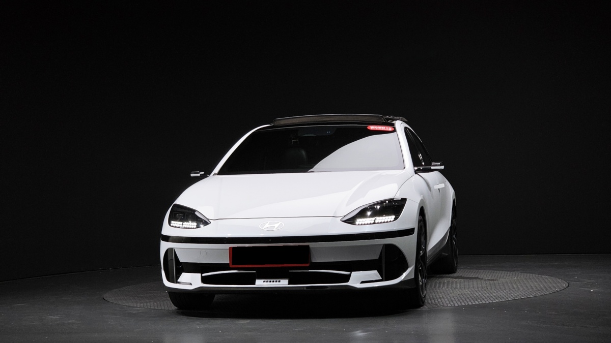 Hyundai Ioniq 6, 2022 — фото 3 из 12