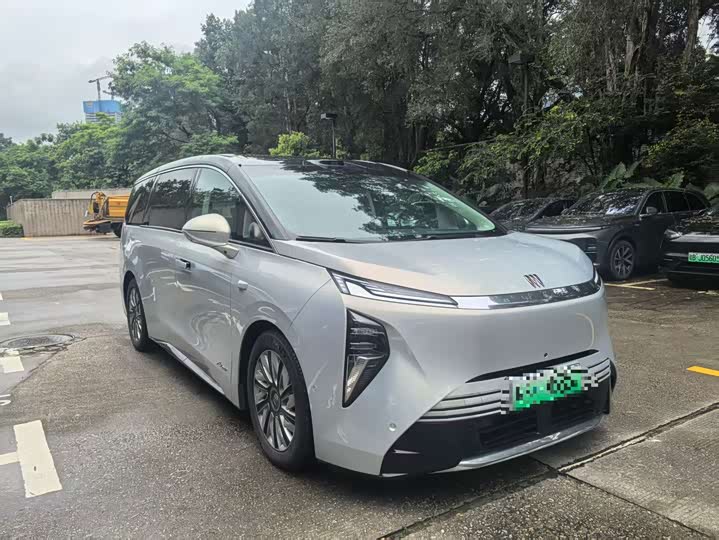 Buick OMPV, 2025 — фото 2 из 7