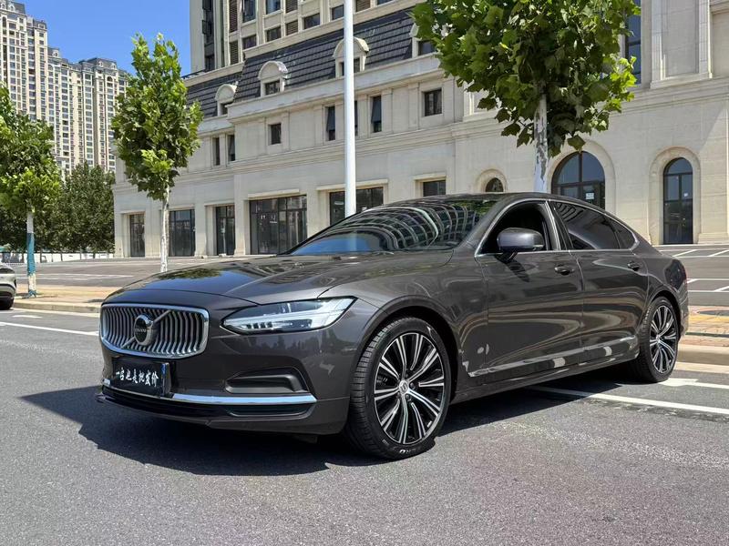Volvo S90, 2023 — купить в Калуге под ключ