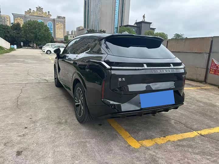 Lynk & Co 08 EM-P Hybrid, 2023 — фото 9 из 9