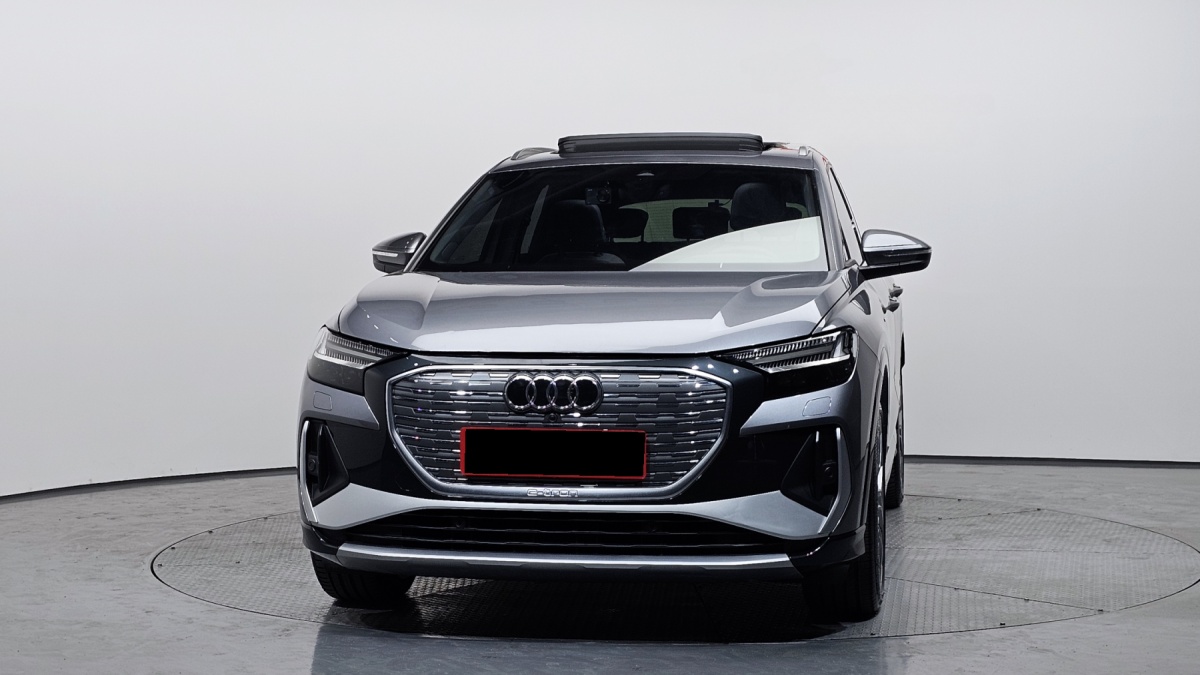 Audi Q4 e-tron, 2025 — фото 3 из 12