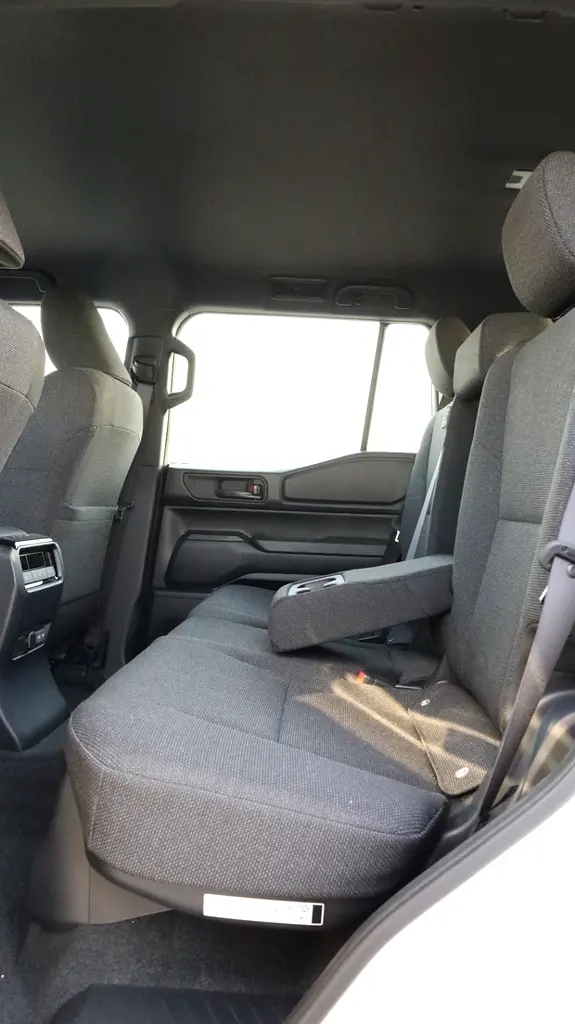 Toyota Prado, 2025 — фото 10 из 10