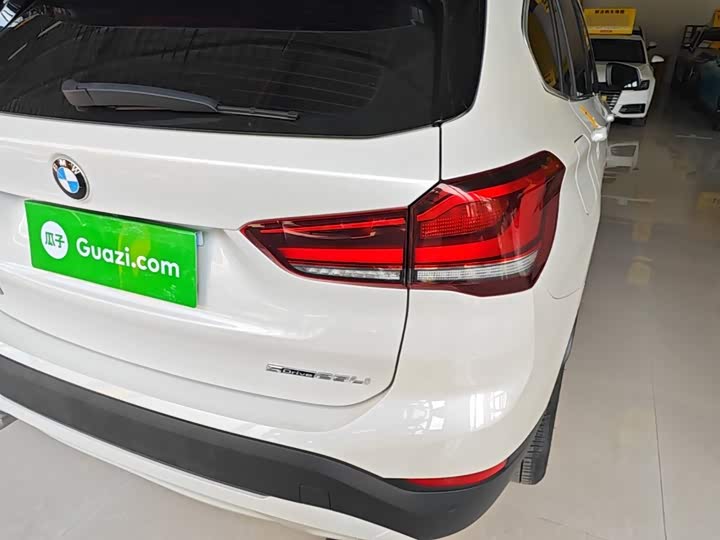 BMW X1, 2021 — фото 8 из 9