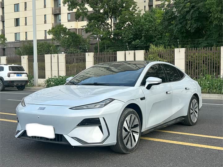 Geely Galaxy E8, 2024 — купить в Смоленске под ключ