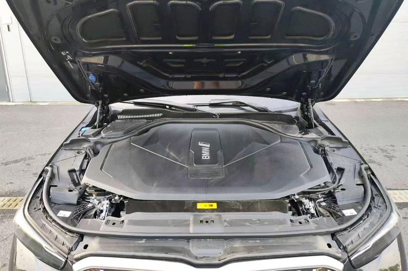BMW i5, 2025 — фото 6 из 12