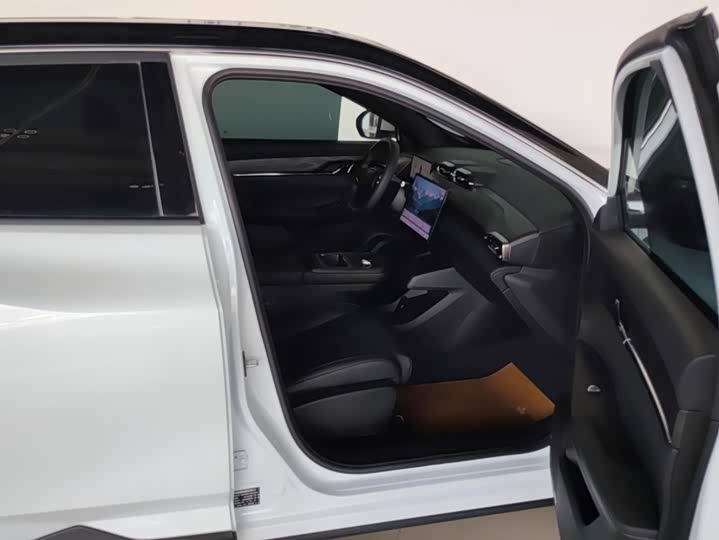 Dongfeng Aeolus L7, 2026 — фото 8 из 9