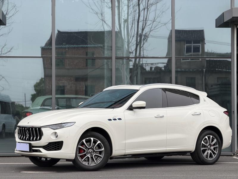 Maserati Levante, 2022 — купить в Уфе под ключ