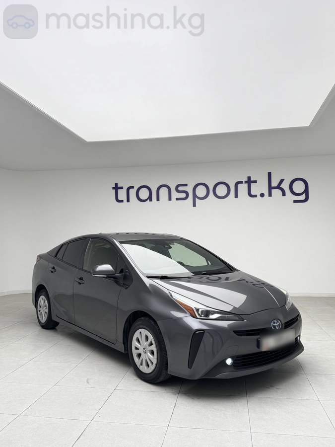 Toyota Prius, 2021 — фото 2 из 11