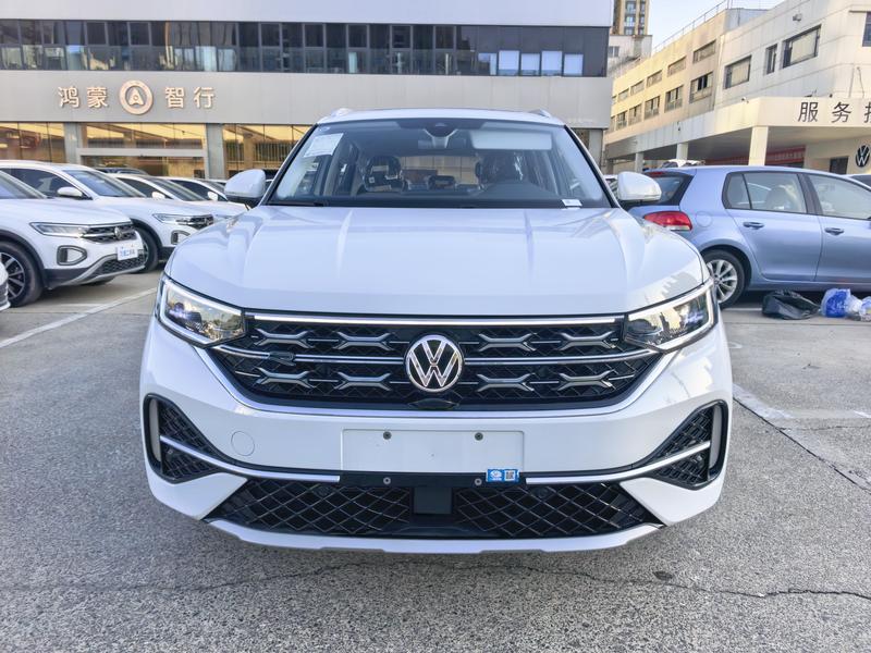 Volkswagen Tayron X, 2025 — фото 2 из 12