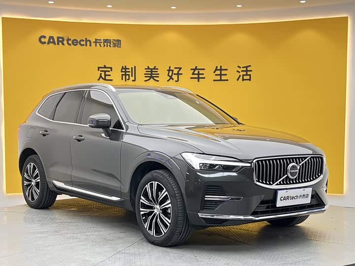 Volvo XC60, 2022 — фото 2 из 9