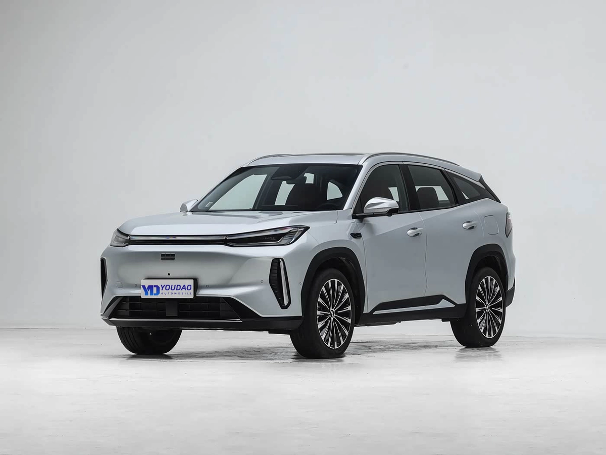 Geely Galaxy M7, 2026 — фото 2 из 6