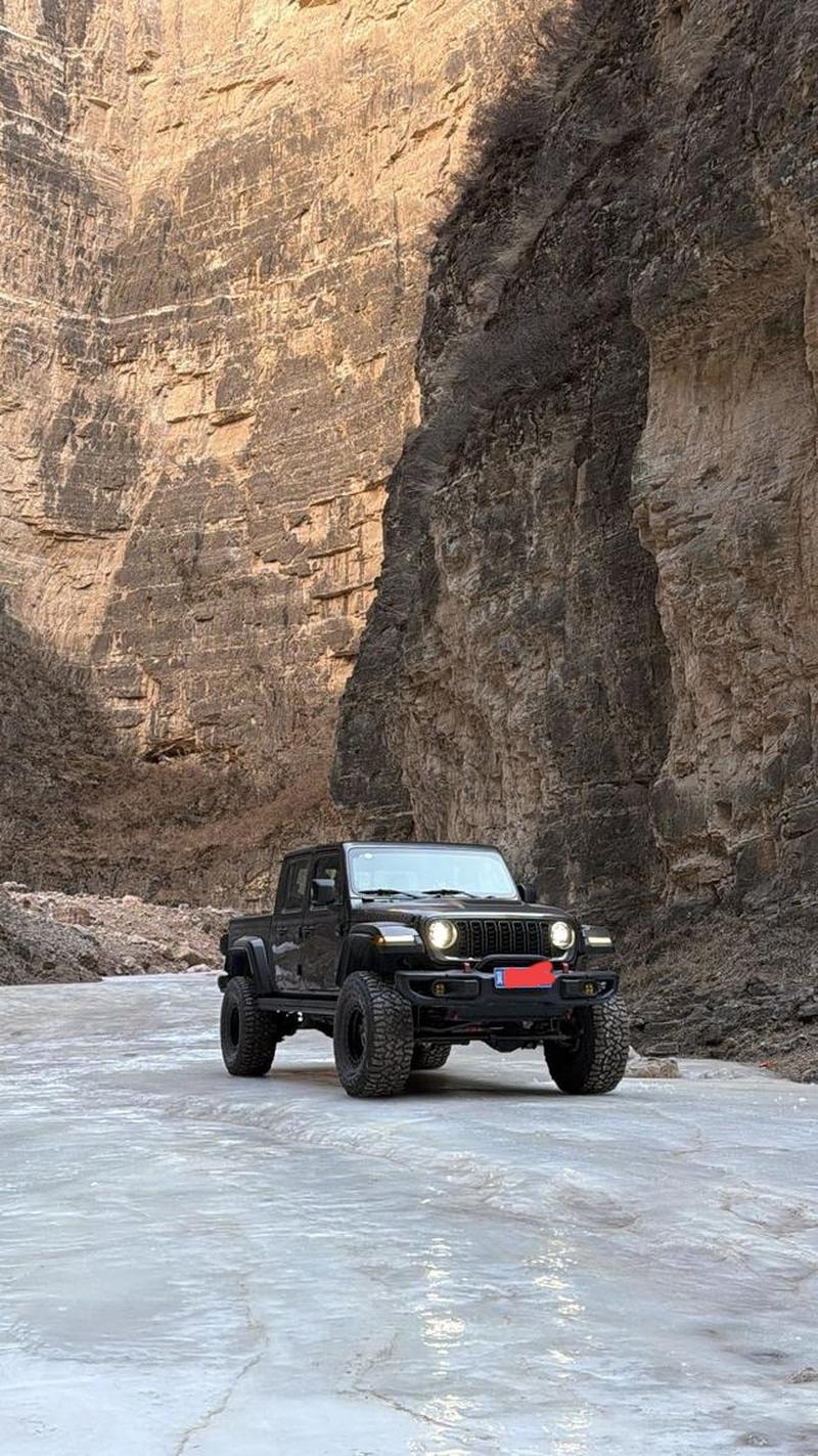 Jeep Gladiator, 2022 — фото 3 из 5