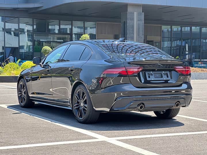 Jaguar XE L, 2025 — фото 5 из 9
