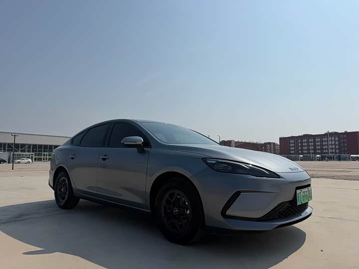 BYD Seal 05 DM-i Hybrid, 2025 — фото 3 из 9