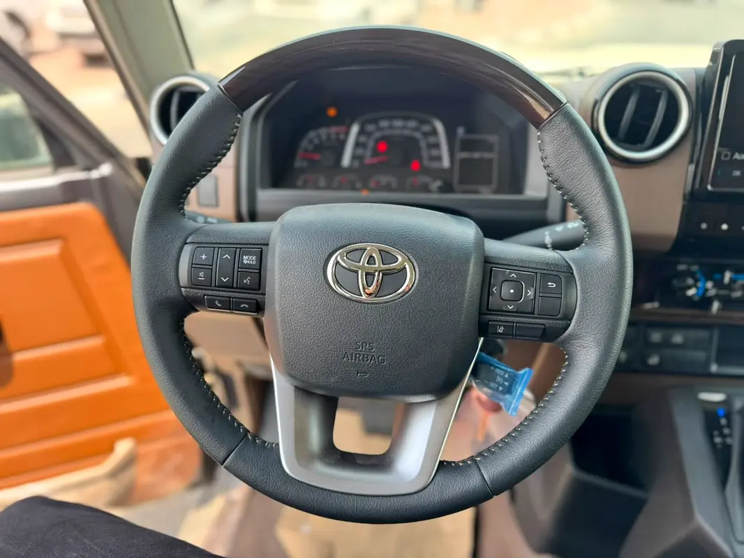 Toyota Land Cruiser 70 Series, 2026 — фото 7 из 10