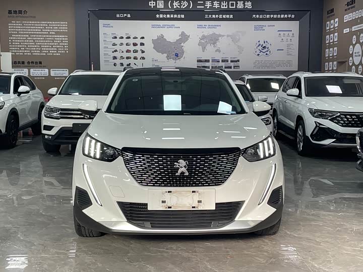 Peugeot 2008, 2022 — фото 2 из 9