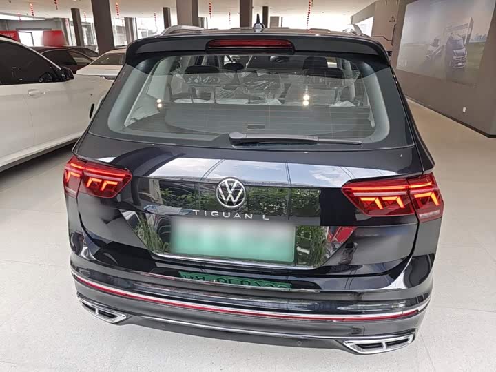 Volkswagen Tiguan L Hybrid, 2025 — фото 6 из 9