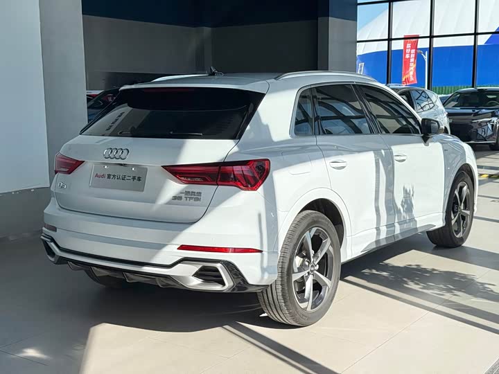Audi Q3, 2024 — фото 5 из 9