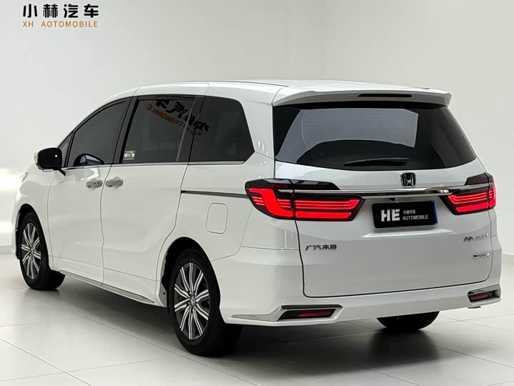 Honda Odyssey, 2023 — фото 6 из 9