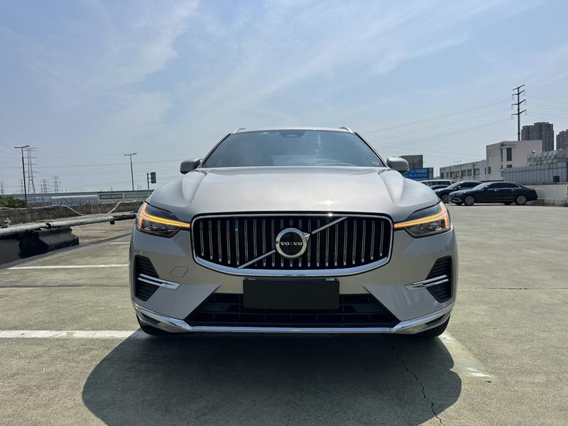 Volvo XC60, 2021 — фото 2 из 12