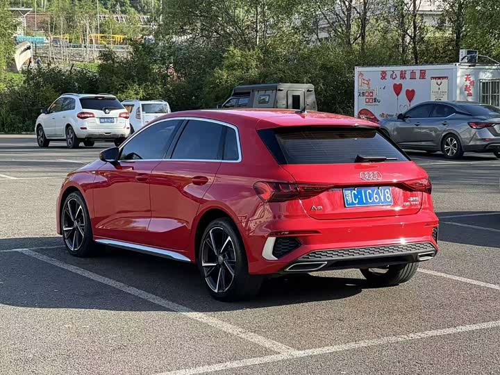 Audi A3, 2022 — фото 6 из 9
