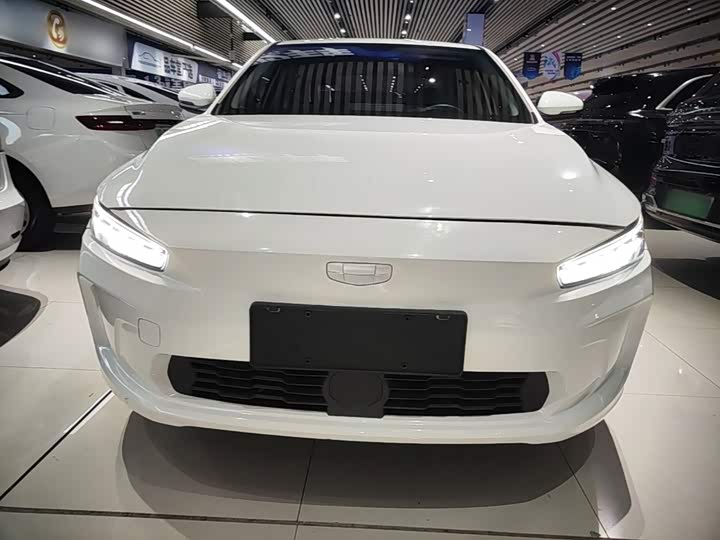 Geely Geometry A, 2024 — фото 3 из 9