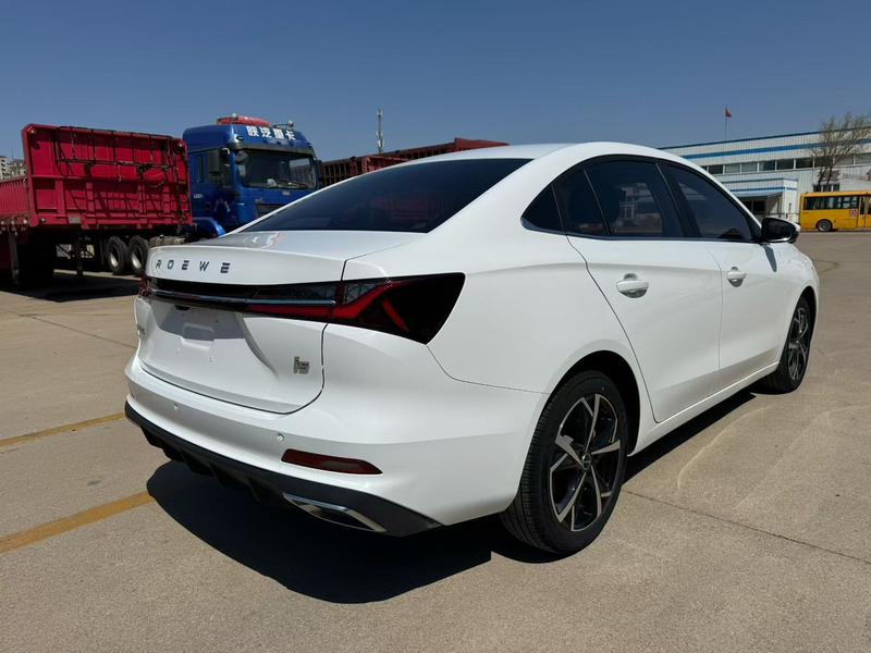 Roewe i5, 2024 — фото 6 из 10