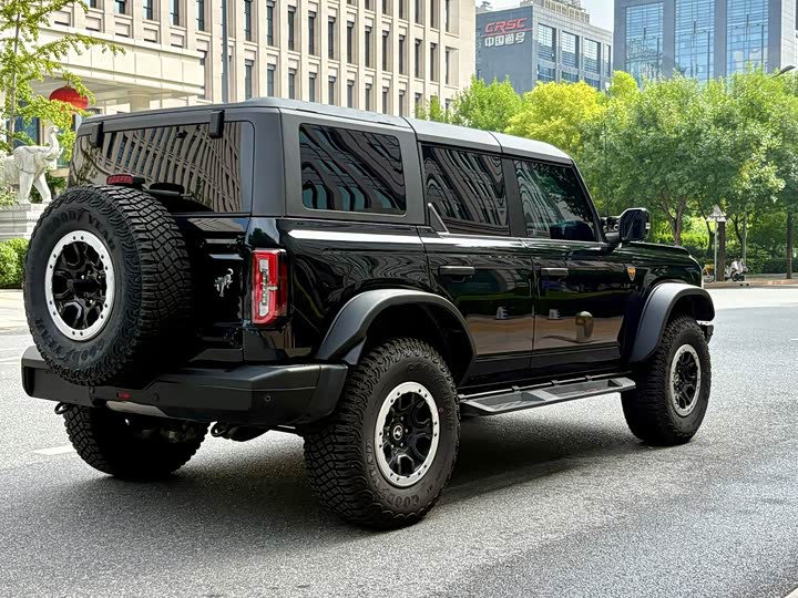 Ford Bronco, 2024 — фото 4 из 9