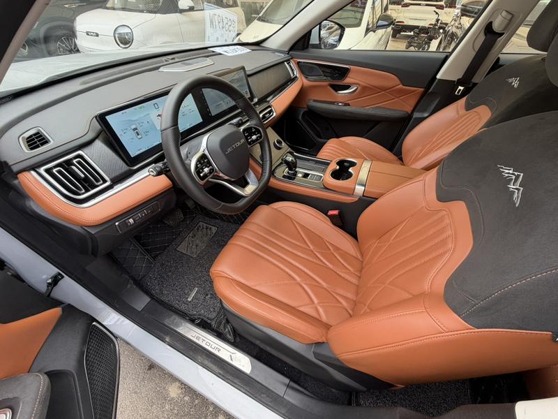 Jetour X70 Plus, 2024 — фото 5 из 9