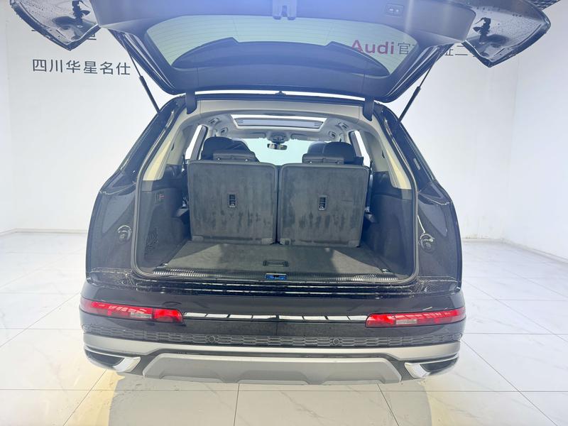 Audi Q7, 2023 — фото 12 из 12
