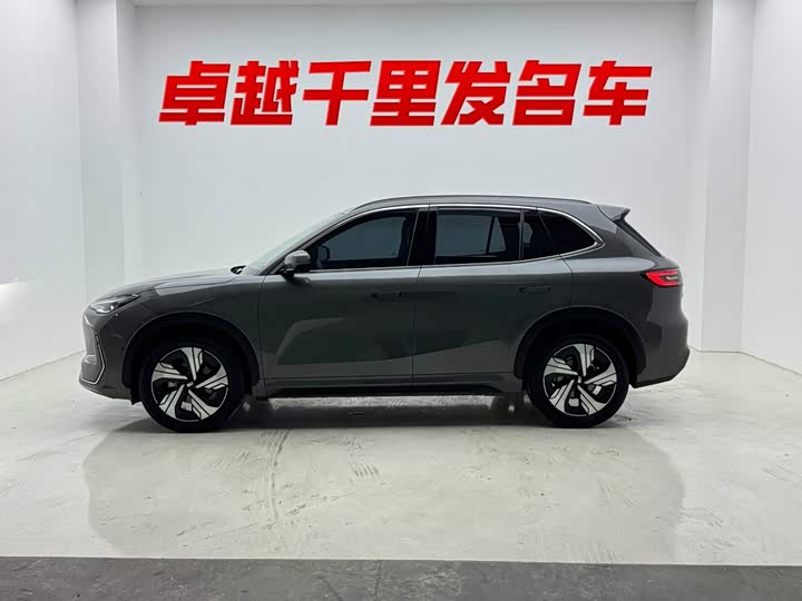 Geely Galaxy E5, 2024 — фото 4 из 9