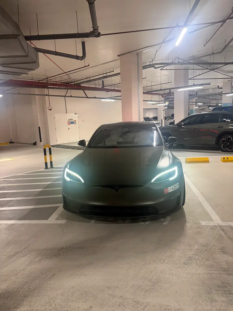 Tesla Model S, 2023