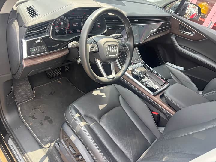 Audi Q7, 2025 — фото 4 из 9