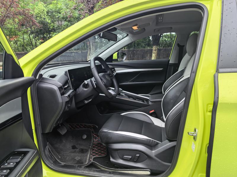 MG Motor 5 Scorpio, 2023 — фото 9 из 11