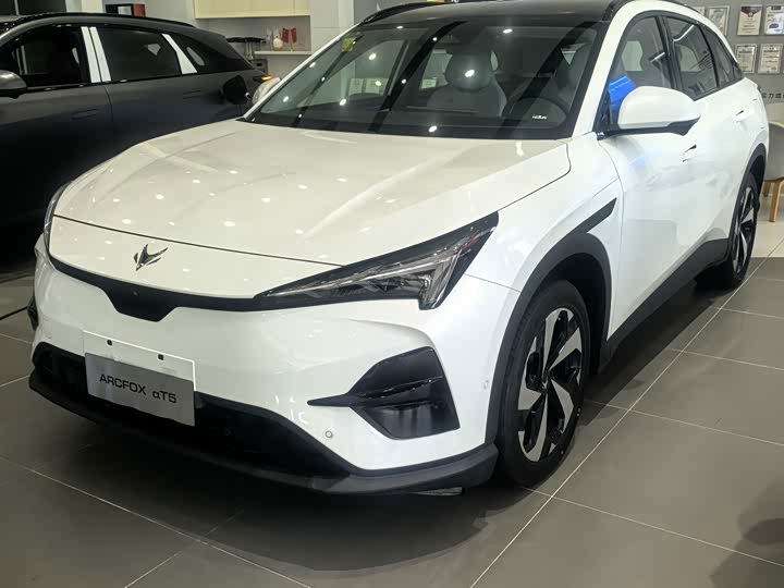 BAIC Arcfox Alpha T5, 2026 — купить в Саратове под ключ