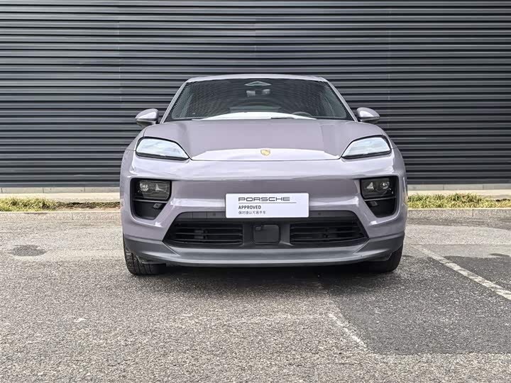 Porsche Macan EV, 2025 — фото 8 из 9
