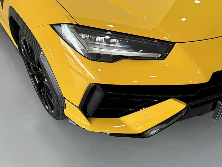Lamborghini Urus, 2023 — фото 8 из 9
