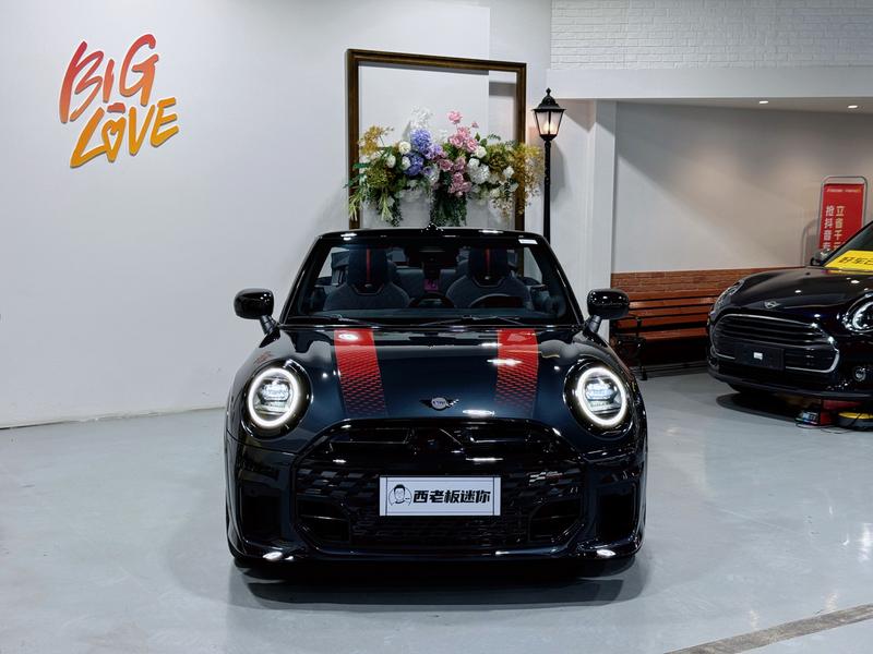 Mini Mini JCW, 2025 — фото 2 из 8