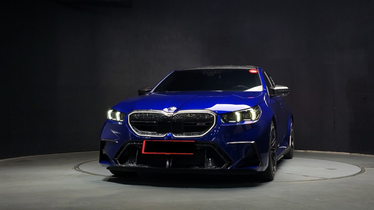 BMW M5, 2025 — фото 3 из 12