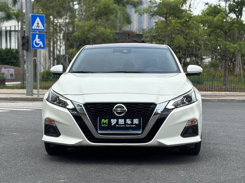 Nissan Teana, 2022 — фото 2 из 12