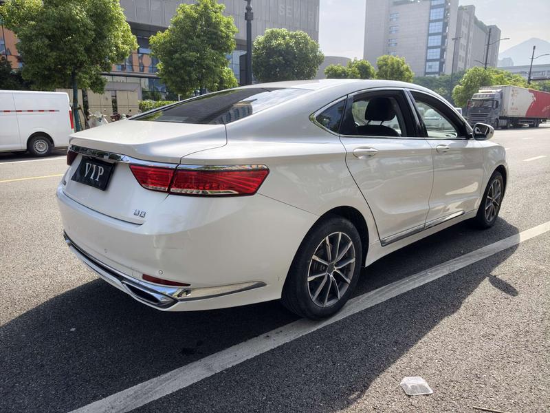 Geely Emgrand GT, 2022 — фото 7 из 12